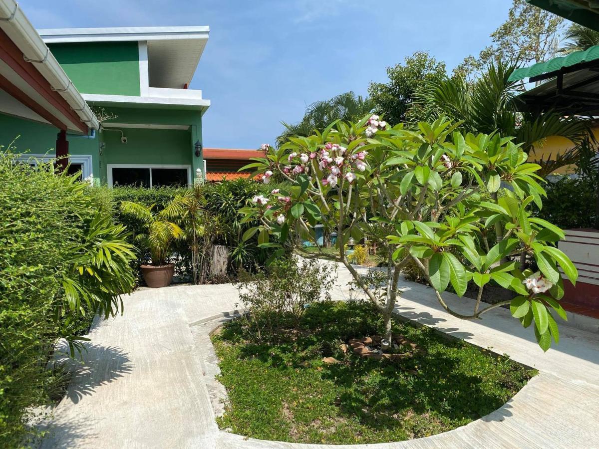 Suntalee House Hotel Nai Yang Ngoại thất bức ảnh