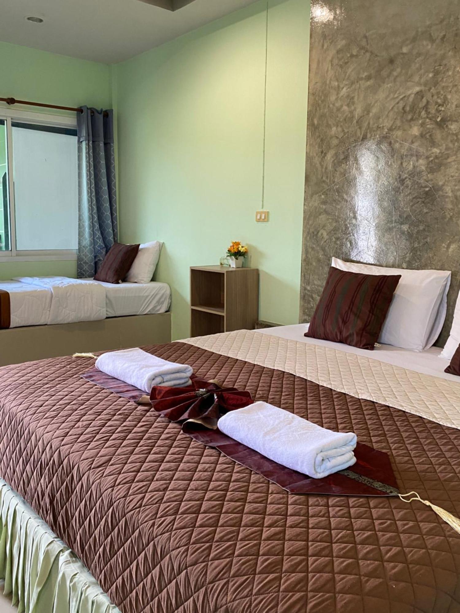 Suntalee House Hotel Nai Yang Ngoại thất bức ảnh