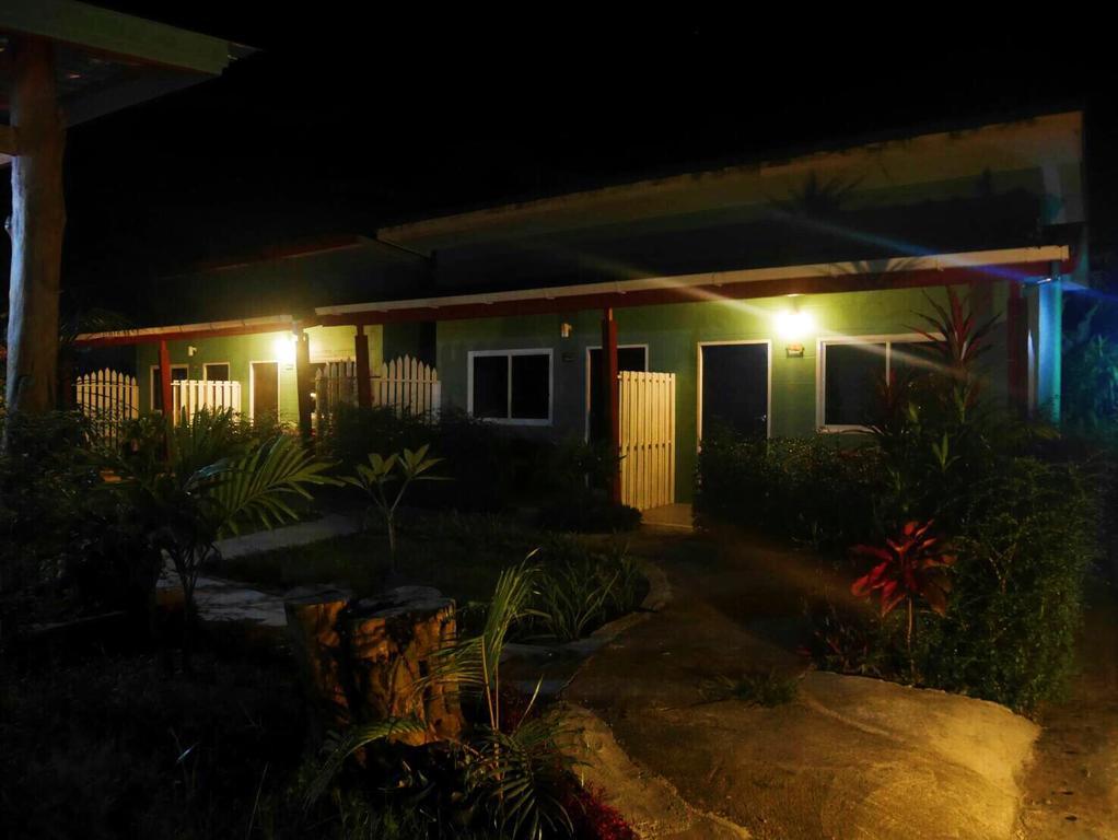 Suntalee House Hotel Nai Yang Ngoại thất bức ảnh